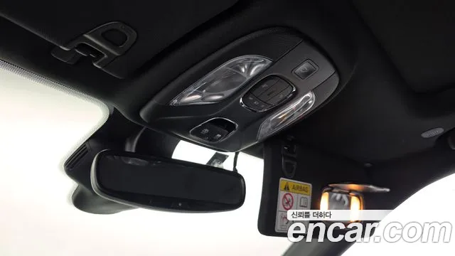 Jeep Compass — фото 31