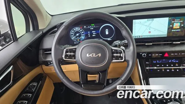 Kia Carnival — фото 13