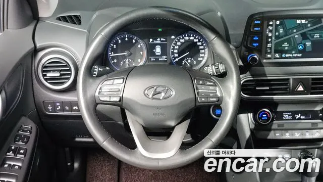 Hyundai Kona — фото 12