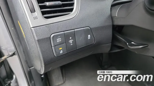 Hyundai Avante — фото 18