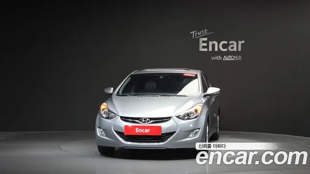 Hyundai Avante — фото 2