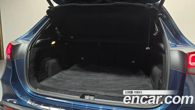 Mercedes-Benz EQA — фото 18