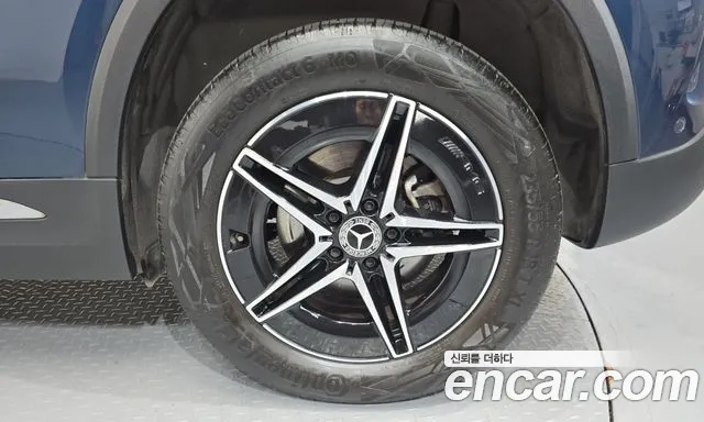 Mercedes-Benz EQA — фото 21