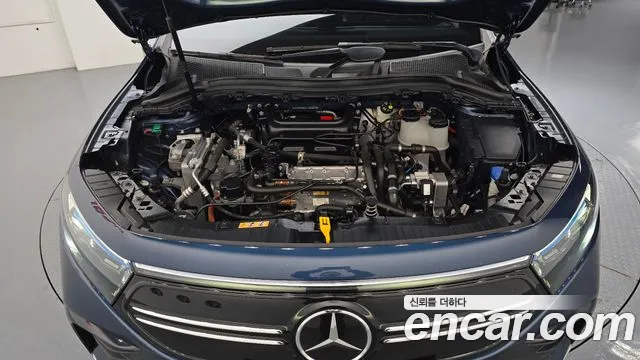 Mercedes-Benz EQA — фото 6