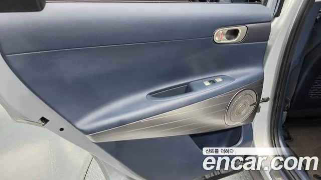 Hyundai Nexo — фото 25