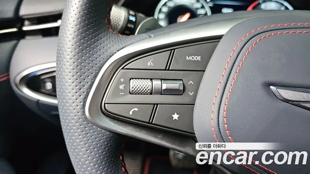 Genesis GV70 — фото 19
