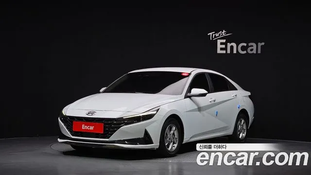 Hyundai Avante — фото 1