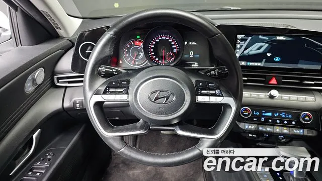 Hyundai Avante — фото 13