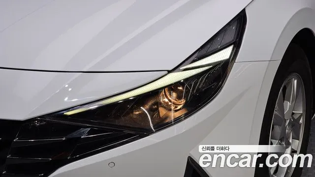 Hyundai Avante — фото 22