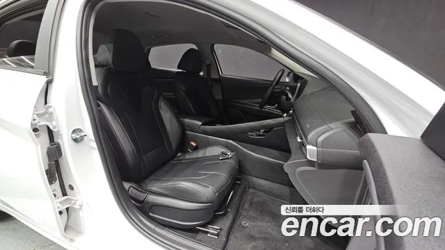 Hyundai Avante — фото 26