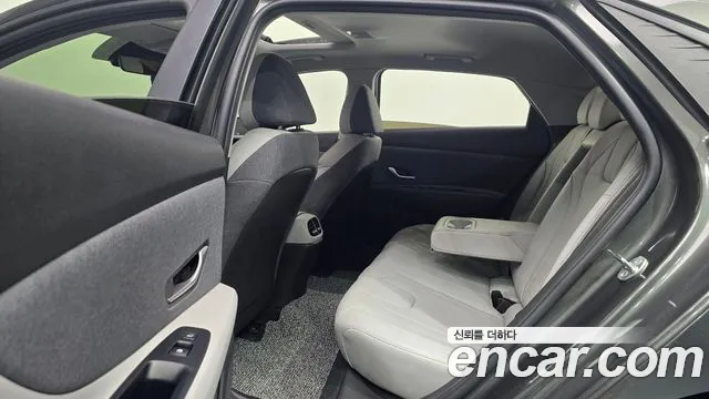 Hyundai Avante — фото 12