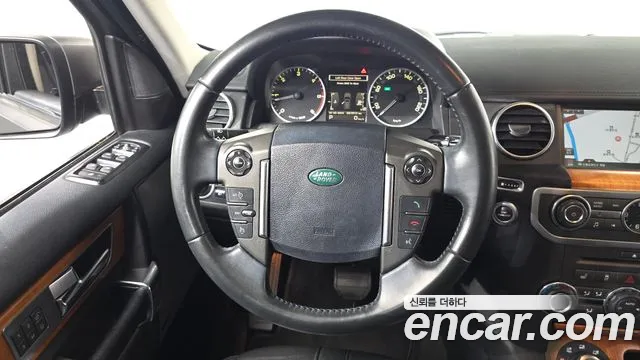 Land Rover Discovery — фото 14
