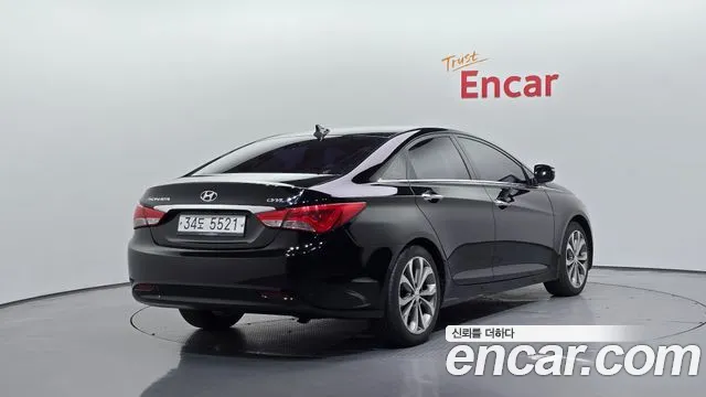 Hyundai Sonata — фото 2