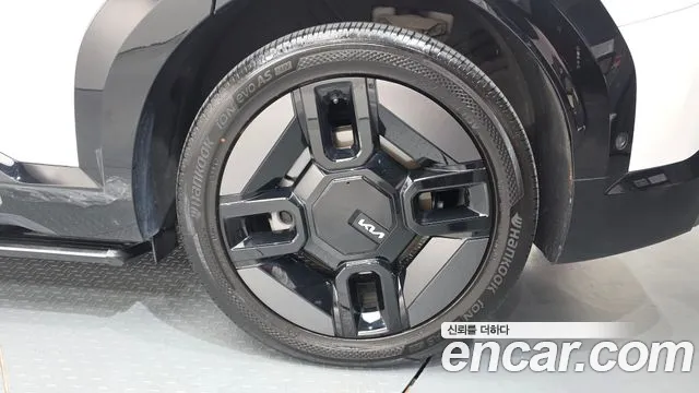 Kia EV9 — фото 22