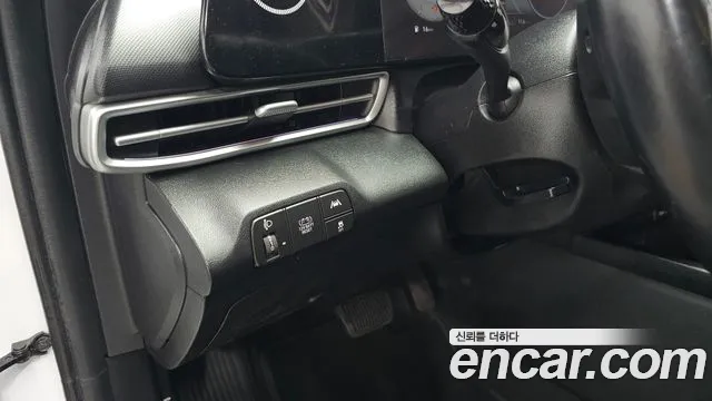 Hyundai Avante — фото 18