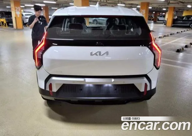 Kia EV3 — фото 3
