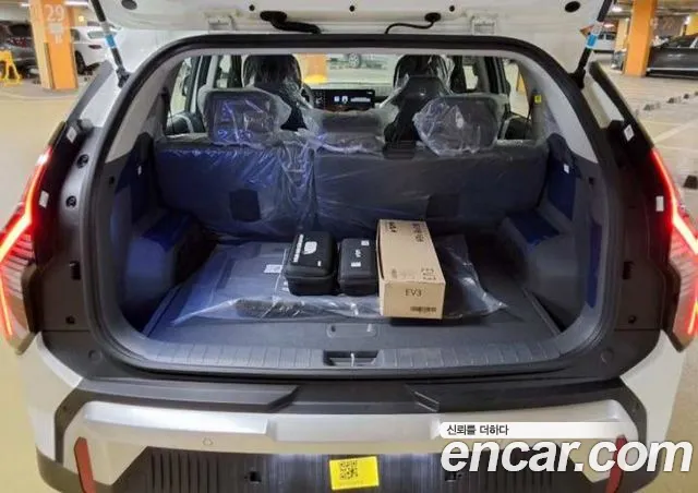 Kia EV3 — фото 9