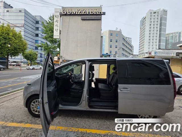 Hyundai Staria — фото 16