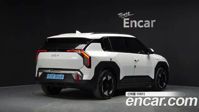 Kia EV3 — фото 2
