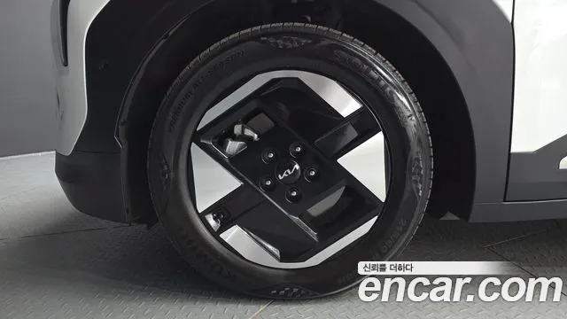 Kia EV3 — фото 5