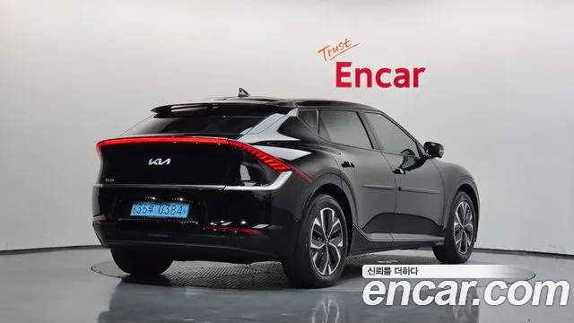 Kia EV6 — фото 2