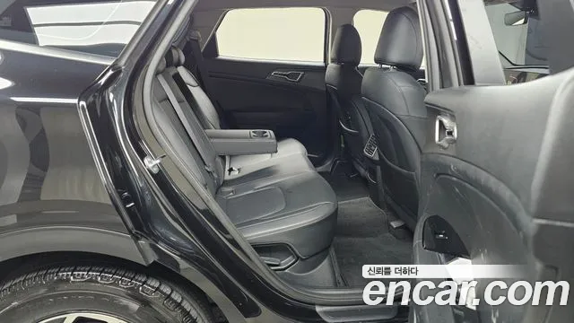 Kia Sportage — фото 11