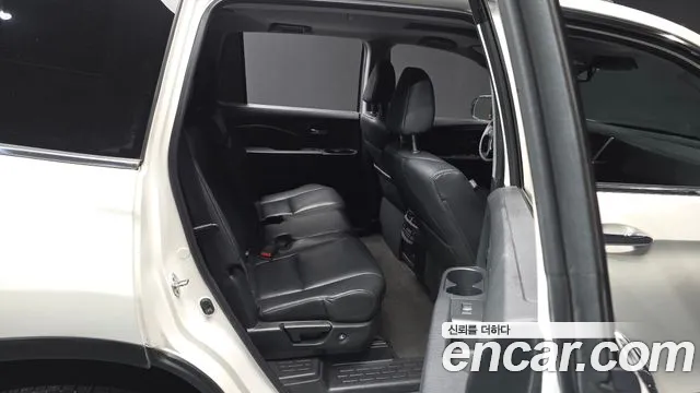 Honda Pilot — фото 12
