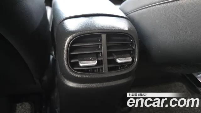 Hyundai Avante — фото 30