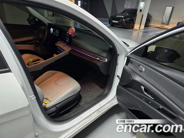 Hyundai Avante — фото 11