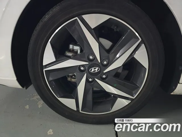 Hyundai Avante — фото 6