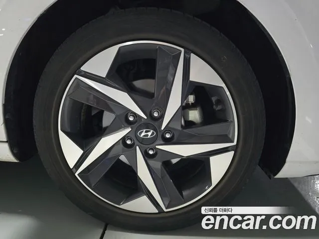 Hyundai Avante — фото 8