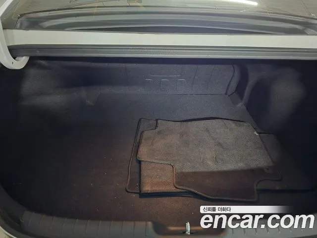 Hyundai Avante — фото 10