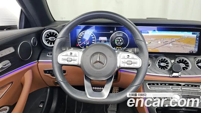 Mercedes-Benz E-Class — фото 13
