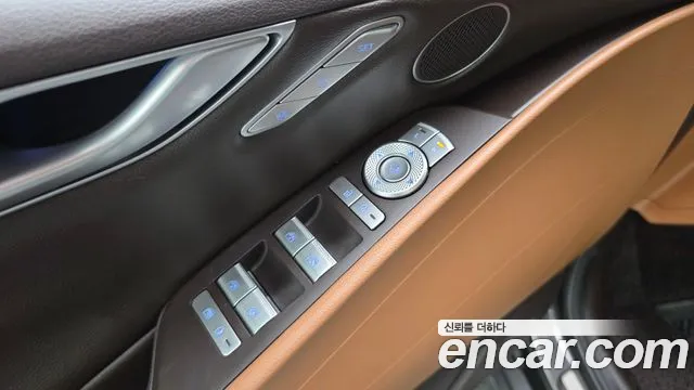 Genesis G80 — фото 13