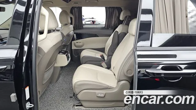 Kia Carnival — фото 26