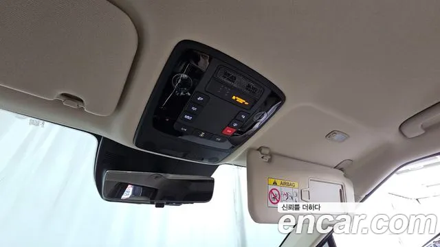 Kia Carnival — фото 34