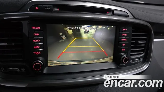 Kia Sorento — фото 15