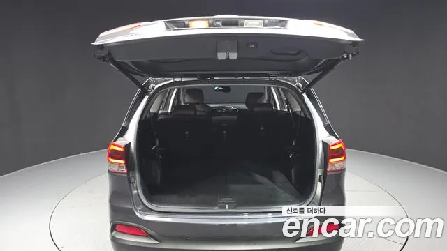 Kia Sorento — фото 20