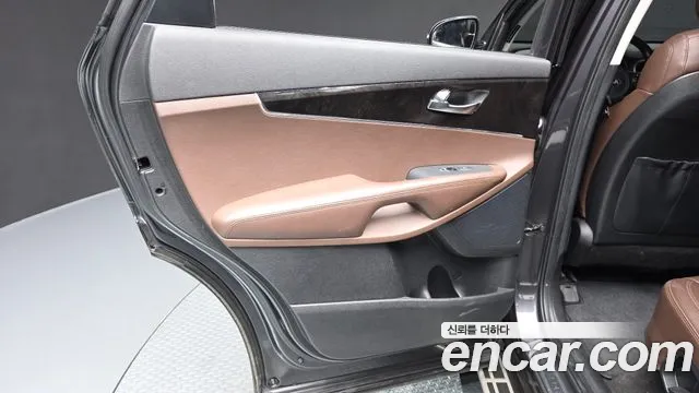 Kia Sorento — фото 25