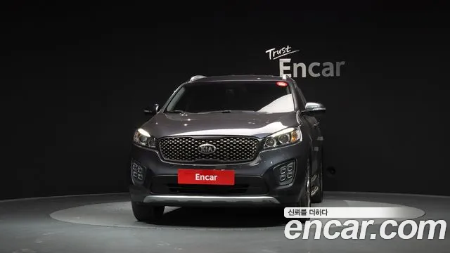 Kia Sorento — фото 3