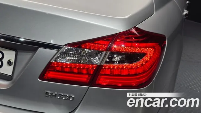 Hyundai Genesis — фото 23