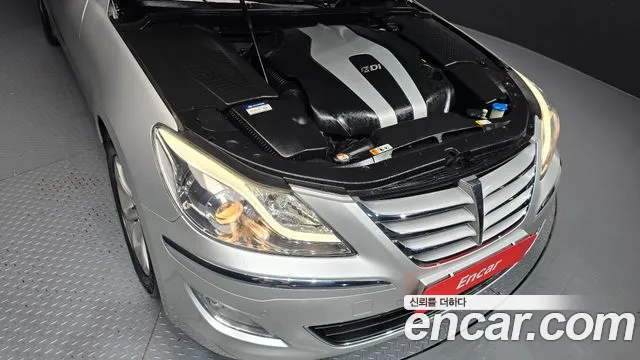 Hyundai Genesis — фото 6