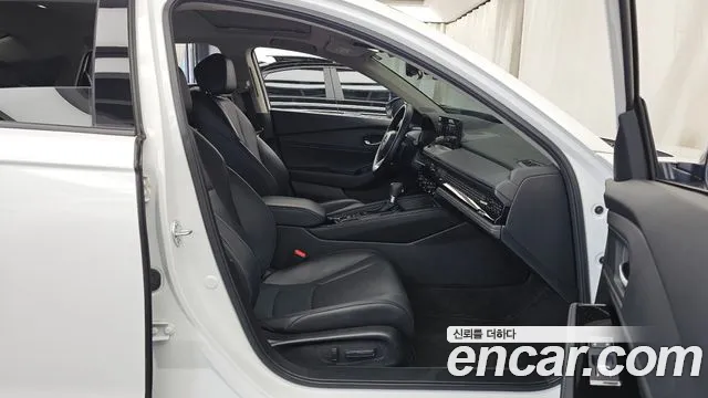 Honda Accord — фото 11