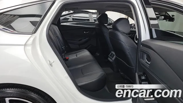 Honda Accord — фото 12