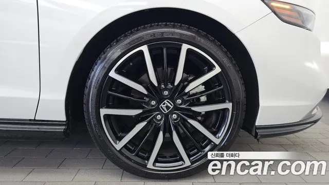 Honda Accord — фото 21