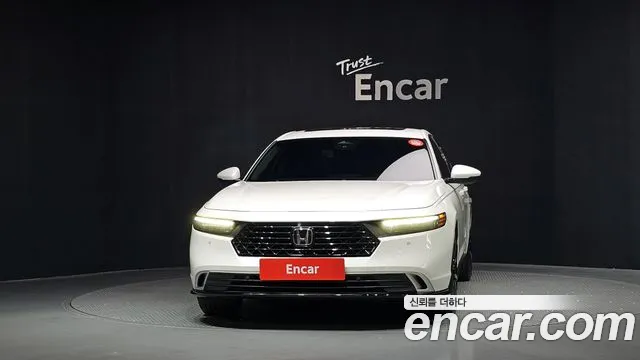Honda Accord — фото 3