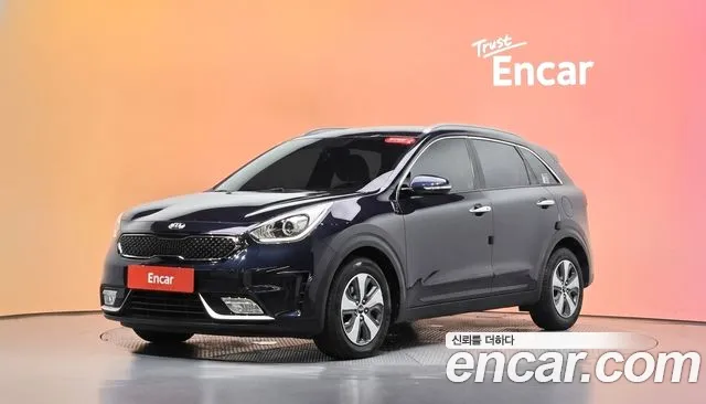 Kia Niro — фото 20