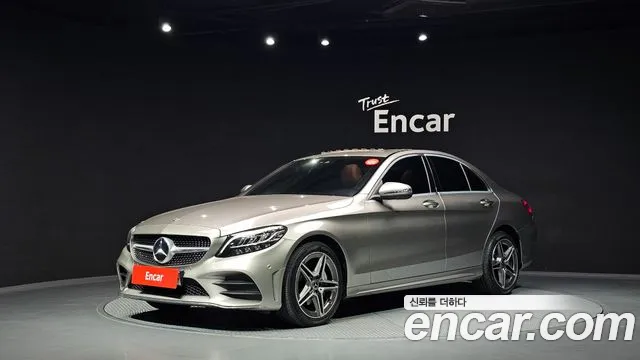 Mercedes-Benz C-Class — фото 1