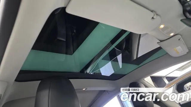 Tesla Model 3 — фото 17