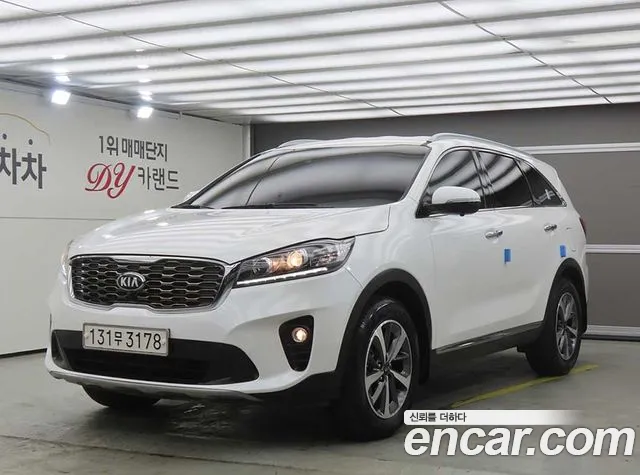Kia Sorento — фото 1